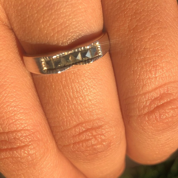 Hematite + Sterling Silver Ring 🌚 - Picture 3 of 3